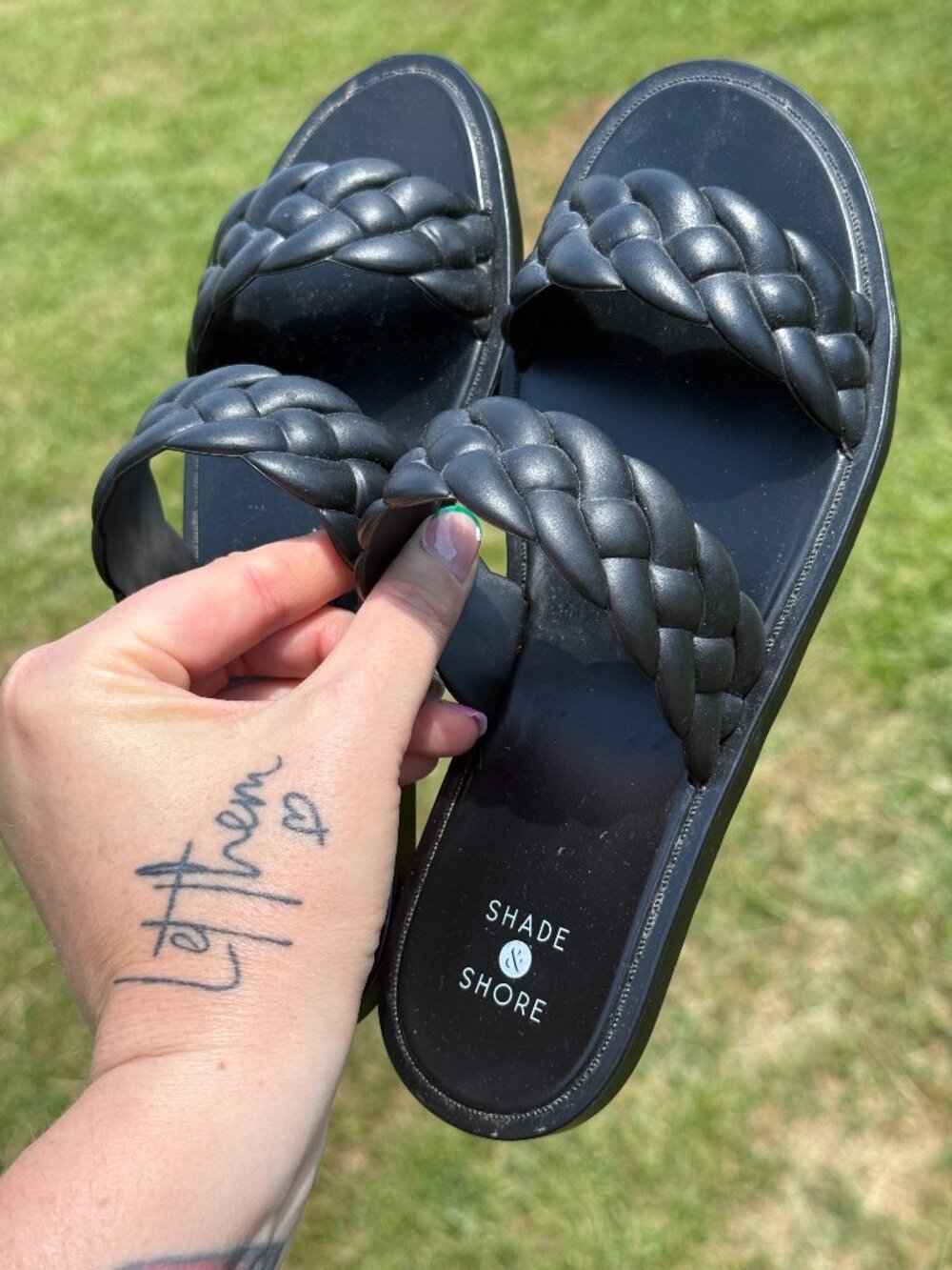 Shade Shore Braided Slide Sandals sz6 Black Minimalist Clean Girl Chic 3558